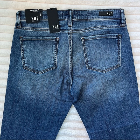 KUT From the Kloth Women's Catherine Boyfriend Medium Wash Jeans Size 6 - Picture 2 of 7